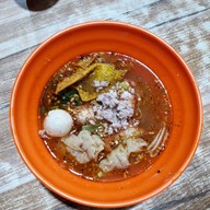 เมนูของร้าน เปี๊ยก หมี่เกี๊ยว ตัวเมืองหาดใหญ่