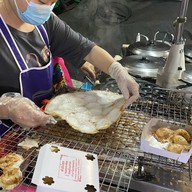 ขนมครกกะทิสด เจ้าเก่าโรงเจ ตลาดน้อย โรงเจ ตลาดน้อย