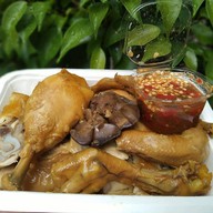 ราชาไก่ต้มน้ำปลาลุงกะป้า