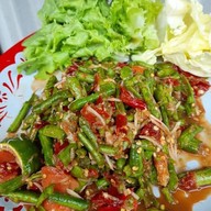 ร้านลาบสุรินทร์ บ้านหม้อ