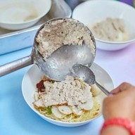 ก๋วยเตี๋ยวหมูเจ้เป้า