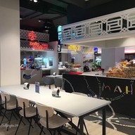 ป้าหงษ์ขนมไทย Mahanakhon Thai Taste Hub