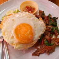 เมนูของร้าน โต เนื้อย่าง - กะเพรา เสรีไทย 7