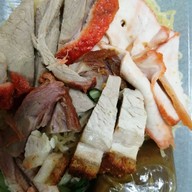 เมนูของร้าน หมูแดงแสงทอง (สุทธิสาร) สนามบินน้ำ