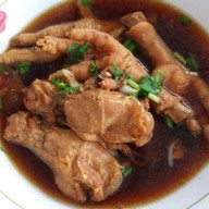 ก๋วยเตี๋ยวไก่มะระ ปูกะเอ วงเวียนซอย7บ้านสวน