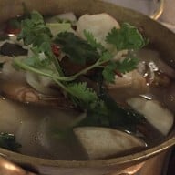 เมนูของร้าน Roots