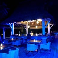 Sea.Fire.Salt ไม้ขาว