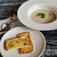 Food or drink of PACAMARA Thonglor 25