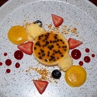 Sea.Fire.Salt ไม้ขาว