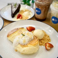 Kumo Cafe @The Promenade เดอะ พรอมานาด