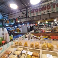 บรรยากาศ ตลาดนัดเลียบด่วนรามอินทรา