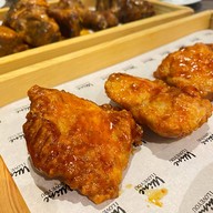 เมนูของร้าน Ribs&Wings ท่ามหาราช