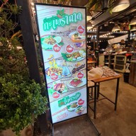 บรรยากาศ ตลาดนัดเลียบด่วนรามอินทรา