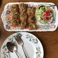 T AONLY KA ANTIQUE & Tearoom