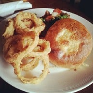 The Duke's พรอมเมนาดา