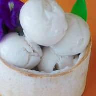ไอติมกะทิสดเจ๊เปิ้ล