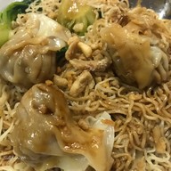 บะหมี่เกี๊ยวกุ้งฮ่องกง by chef AJ Food World Fortune Town