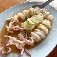 เมนูของร้าน ดาวรุ่งทรายแดง