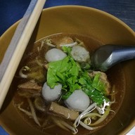 เมนูของร้าน ก๋วยเตี๋ยวเนื้อน้ำใส เจ๊มล