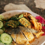 รู้เองจ๊ะ อาหารตามสั่ง