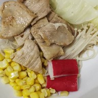 นายนวล หมูกระทะเบิร์นชีส