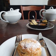 เมนูของร้าน Cafe Cha โรงแรม เดอะ สยาม