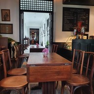 บรรยากาศ Cafe Cha โรงแรม เดอะ สยาม