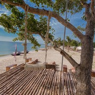 Seafood Club Glamping