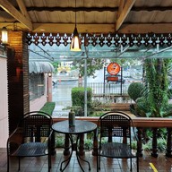 บรรยากาศ Little House Cafe’Trang