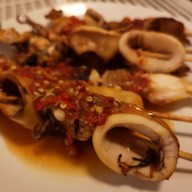 เมนูของร้าน รุ่งเจริญทรัพย์ หมึก สด ย่าง