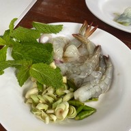 เมนูของร้าน จ่าต๋อยอาหารป่า