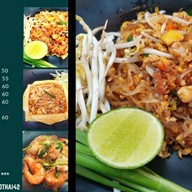 ผัดไทย-ตามสั่ง ที่บางนา42
