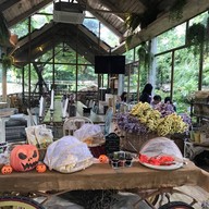 The Scenery Vintage Farm