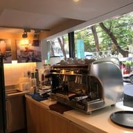 D’oro Coffee อาคารทิสโก้