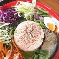 เมนูของร้าน ยุ้งเกลือบ้านแหลม