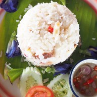 เมนูของร้าน ยุ้งเกลือบ้านแหลม