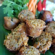 เมนูของร้าน เฮือนไม้ส้มตำ