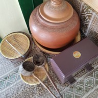 บรรยากาศ เฮือนไม้ส้มตำ