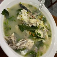 ราดหน้ายอดผักบ้านบดินทร์ ลาดพร้าว 112