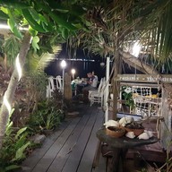 บรรยากาศ ร้านอาหารทิวตาล