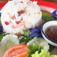 เมนูของร้าน ยุ้งเกลือบ้านแหลม