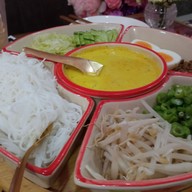 เมนูของร้าน คอระฆัง อารีย์