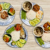 ข้าวหมูตุ๋นอินเตอร์ ต้นตำรับ