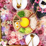 เมนูของร้าน คอระฆัง อารีย์