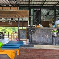 บรรยากาศ นาบัวลุงแจ่ม