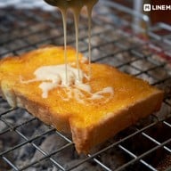 เมนูของร้าน ขนมปังปิ้งเตาถ่านป้าไน้