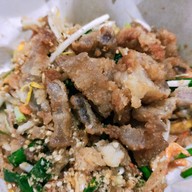 ผัดไทนายแว่น ปิ่นเกล้า