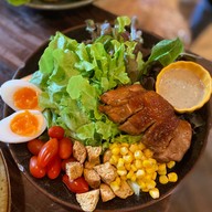 Farm to Table ไฮด์เอาท์