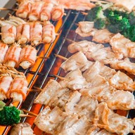 หม่าล่า3แยก 麻辣燒烤 ดอยสะเก็ด