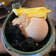 Farm to Table ไฮด์เอาท์